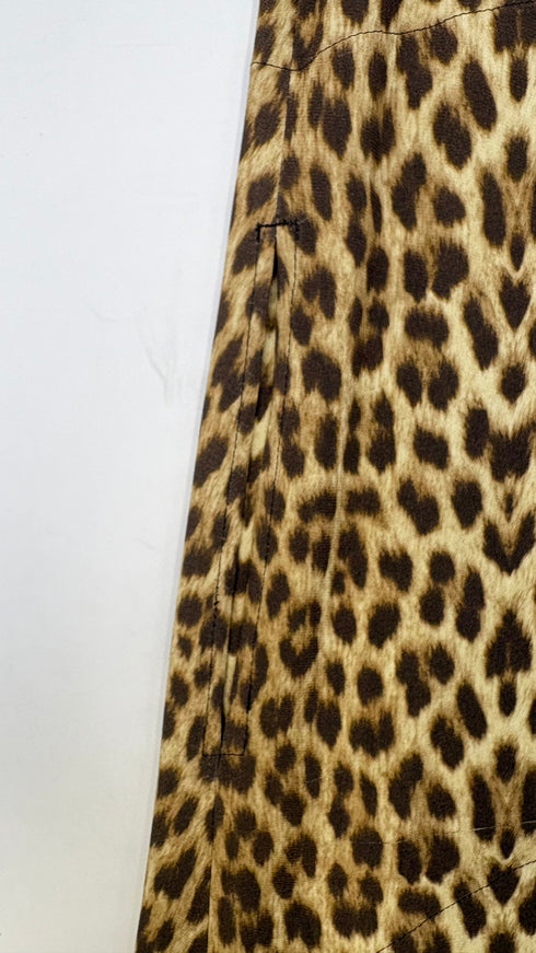 Abito midi animalier e piume