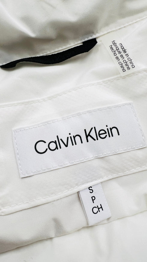 Piumino leggero cartellino