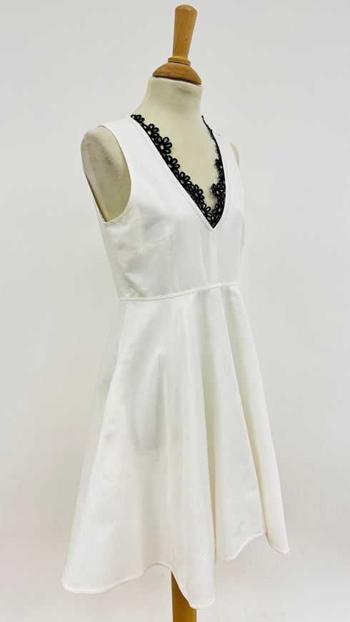 Abito midi fiori laser-cut