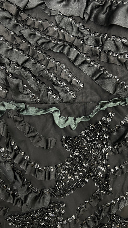 Abito lungo nero ricami e ruche