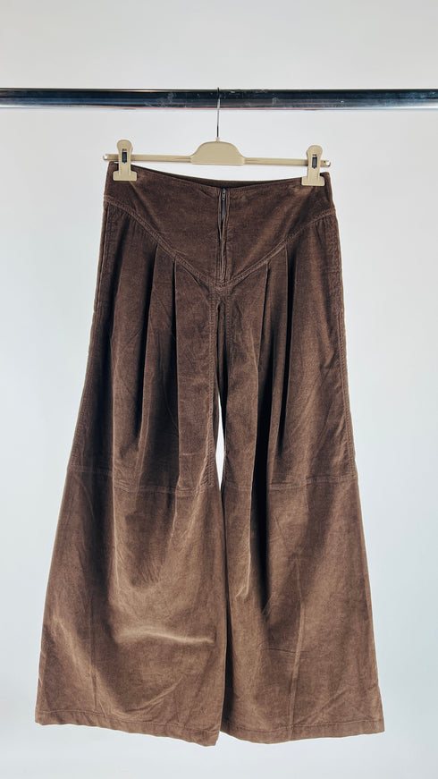 Pantaloni "Jasmine" con cartellino
