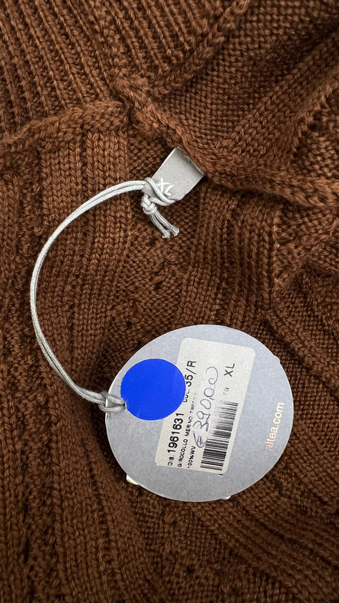 Maglione lana merino con cartellino