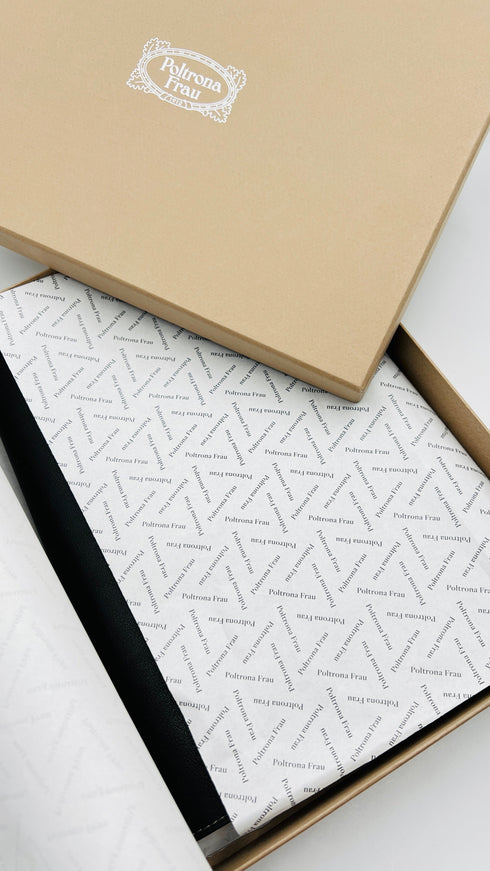 Notebook in pelle nera