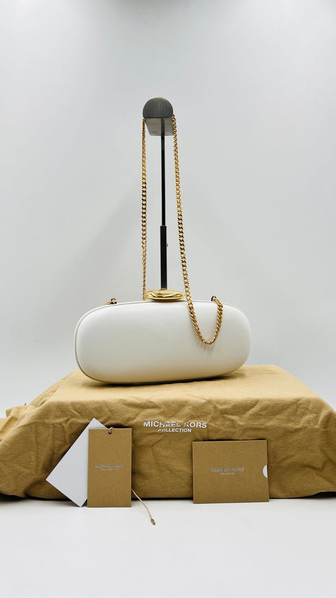 Clutch “Tina” con cartellino