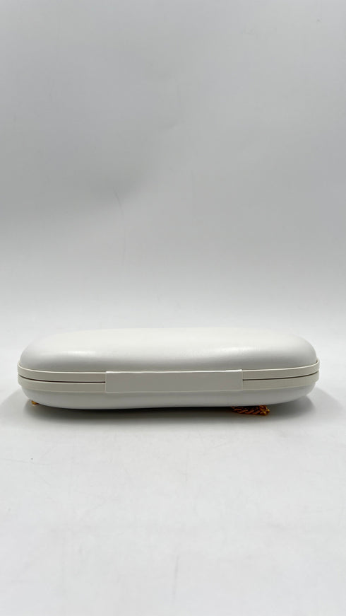 Clutch “Tina” con cartellino