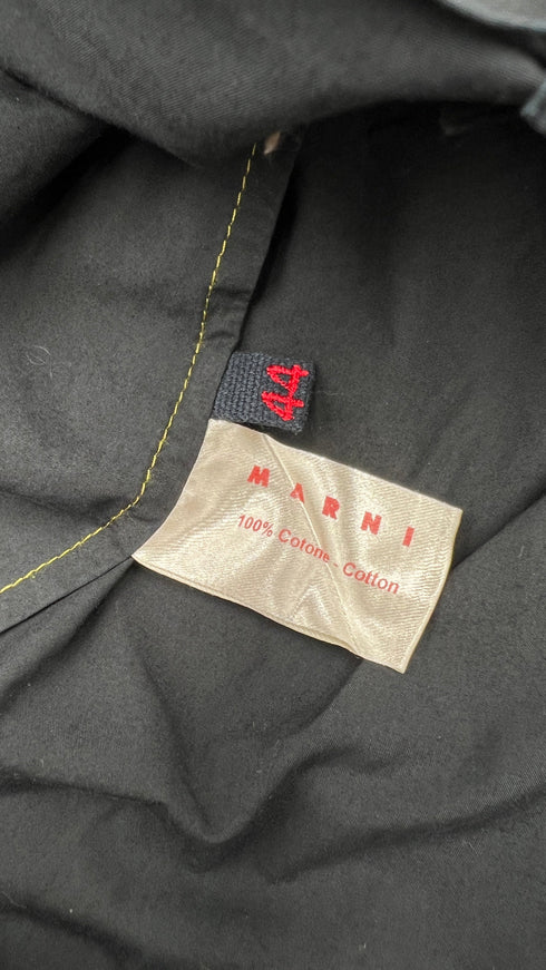 Top smanicato in cotone