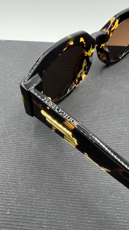 Occhiali da sole effetto marmo