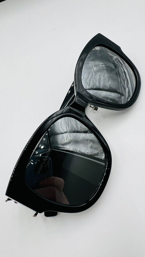 Occhiali da sole neri monogram