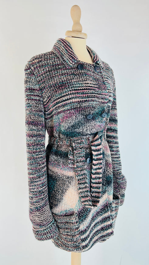 Soprabito in maglia con cartellino