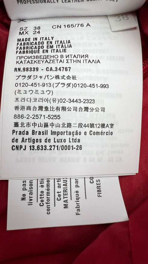 Abito corto smanicato in pelle