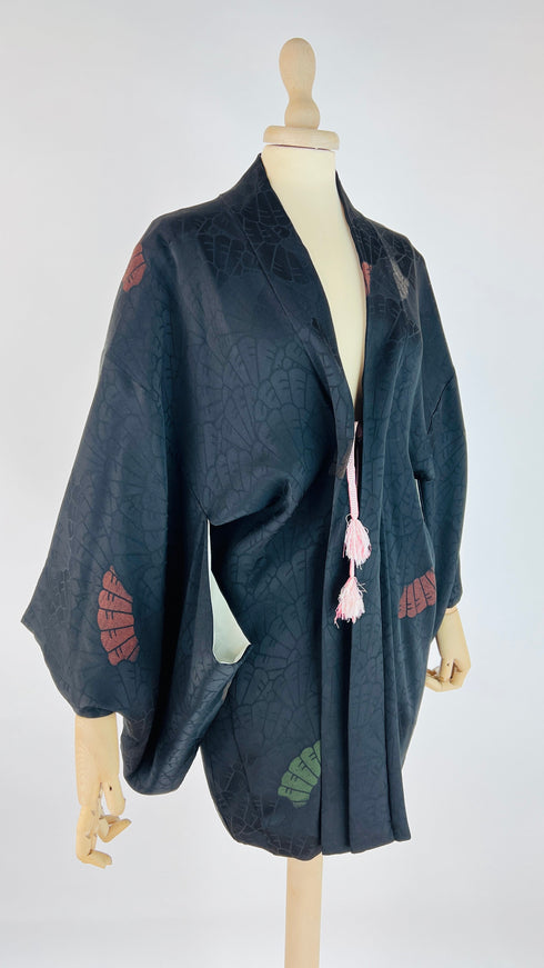 Kimono nero a fiori