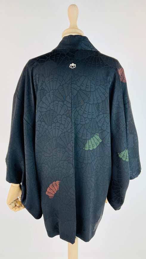 Kimono nero a fiori