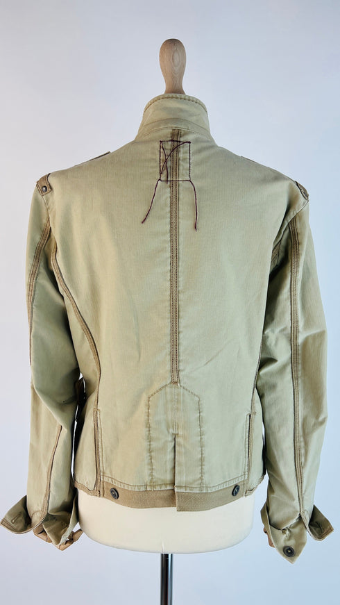 Giacca abbottonatura asimmetrica