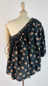Top one-shoulder a cuori