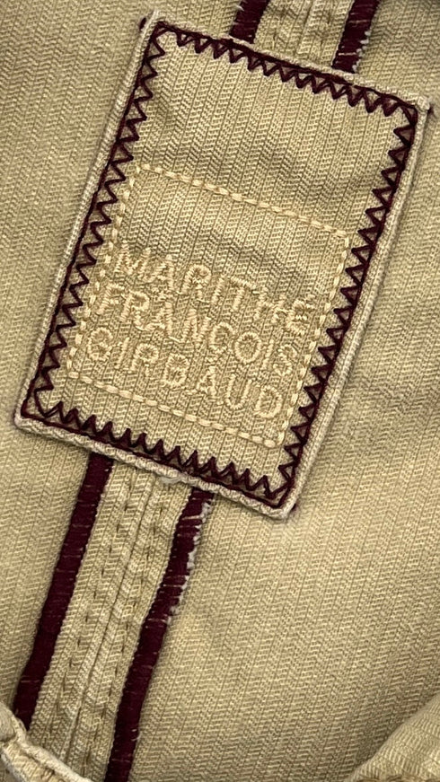 Giacca abbottonatura asimmetrica