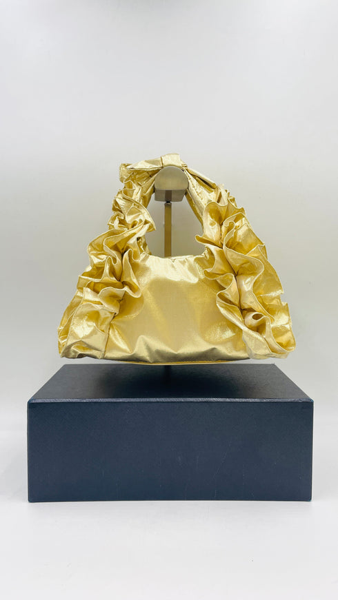 Borsa con rouches dorata