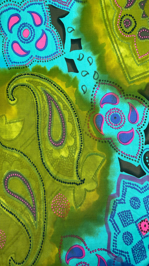 Abito corto scollo a V