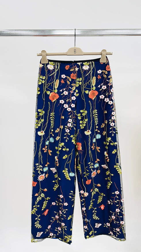 Pantaloni tulle e ricami