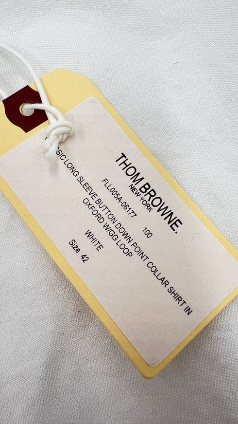 Camicia button-down con cartellino