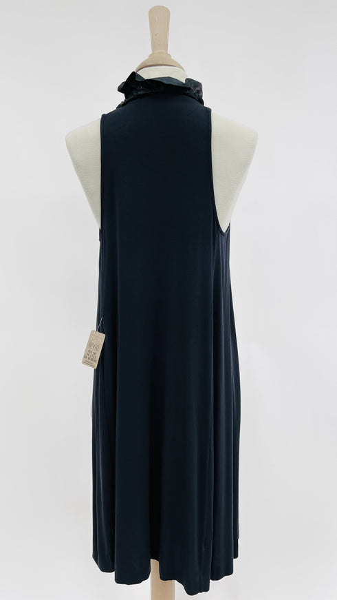 Abito midi blu collo arricciato