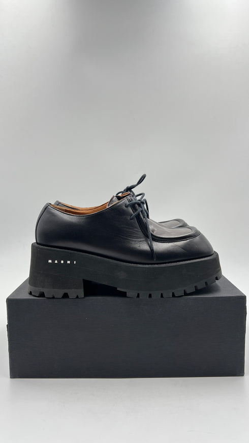 Scarpa stringata con platform N.38