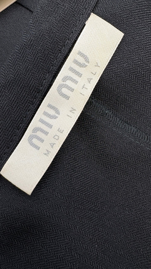 Top nero collo scialle