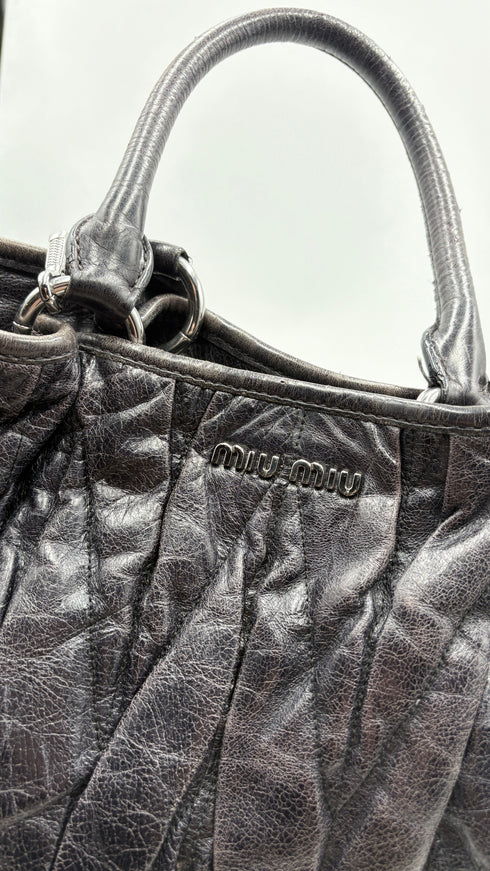 Borsa a mano in pelle matelassè