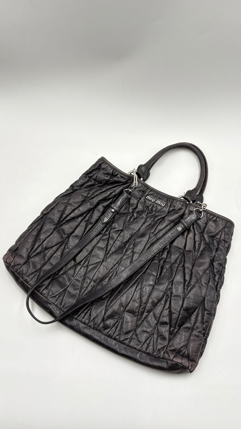 Borsa a mano in pelle matelassè