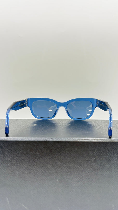 Occhiali da sole logati