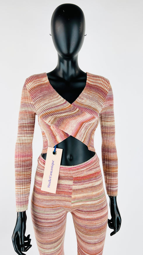 Completo in maglia con cartellino