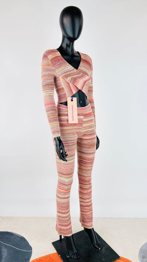 Completo in maglia con cartellino