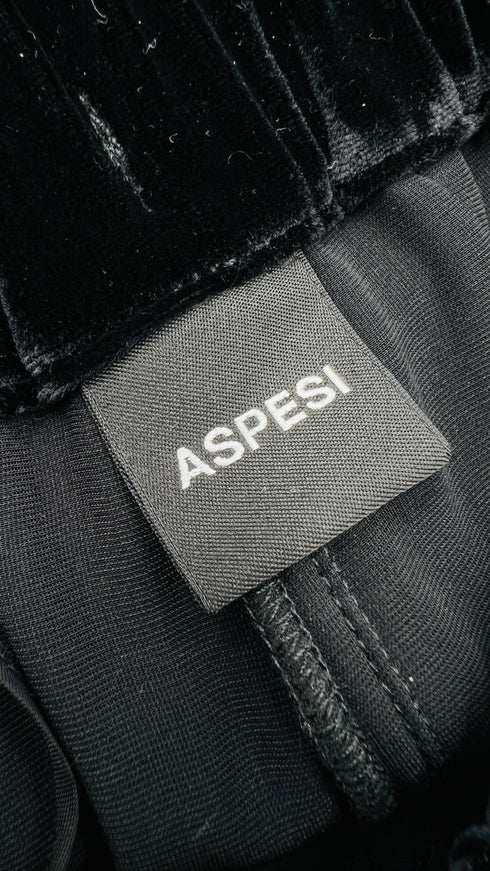 Completo in velluto nero