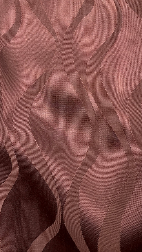 Completo in raso con cartellino