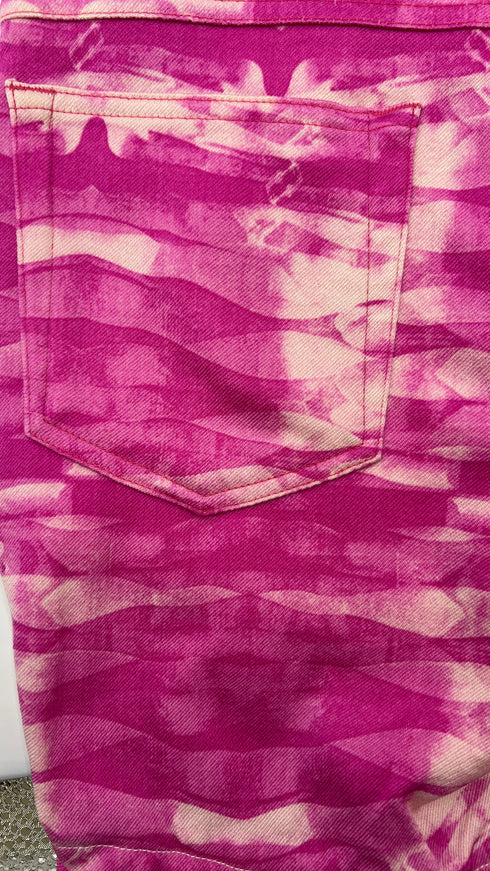 Shorts motivo fantasia