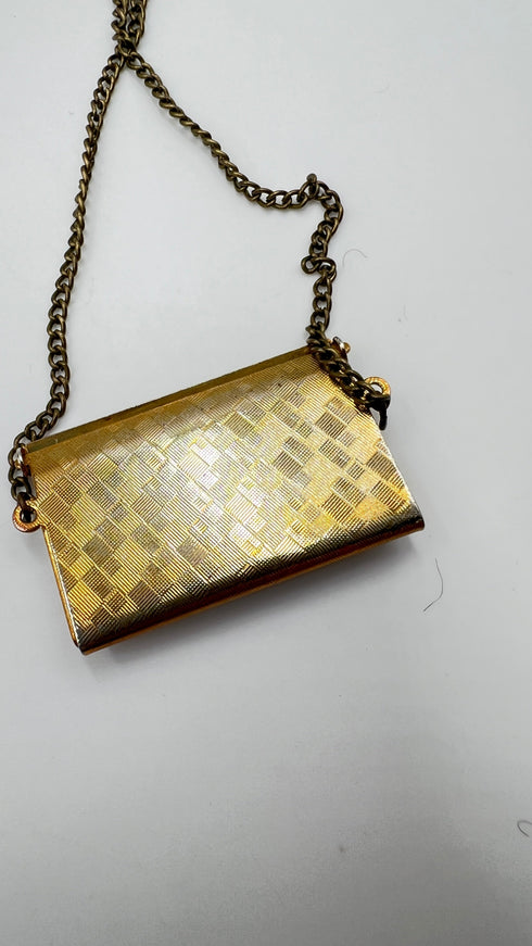 Collana Evata con Ciondolo a Busta Dorata