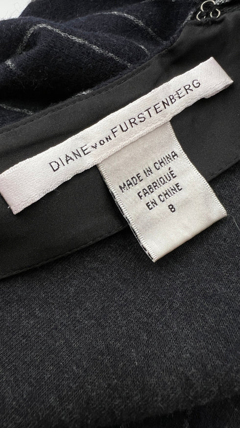 Abito corto gessato blu