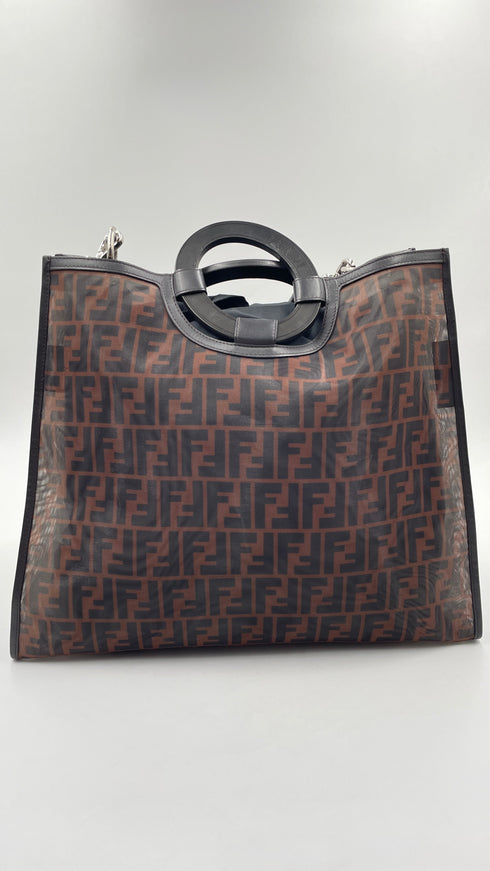 Borsa “Runway Tote”