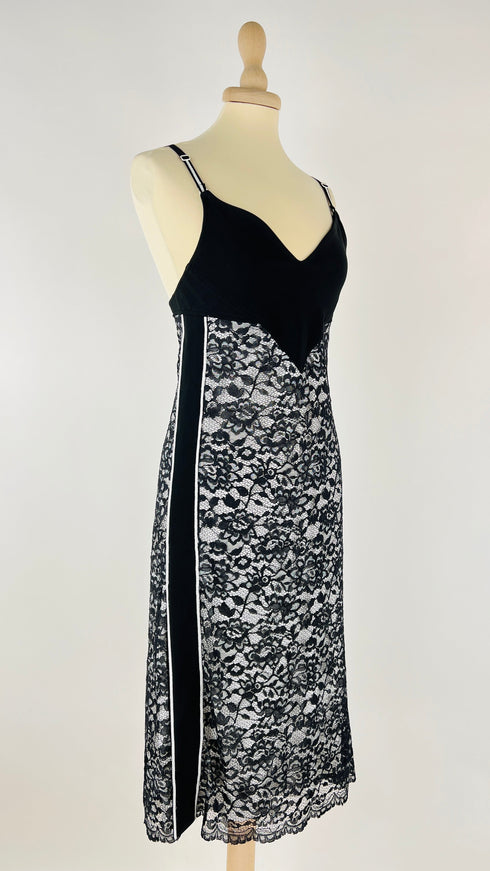Abito midi in pizzo