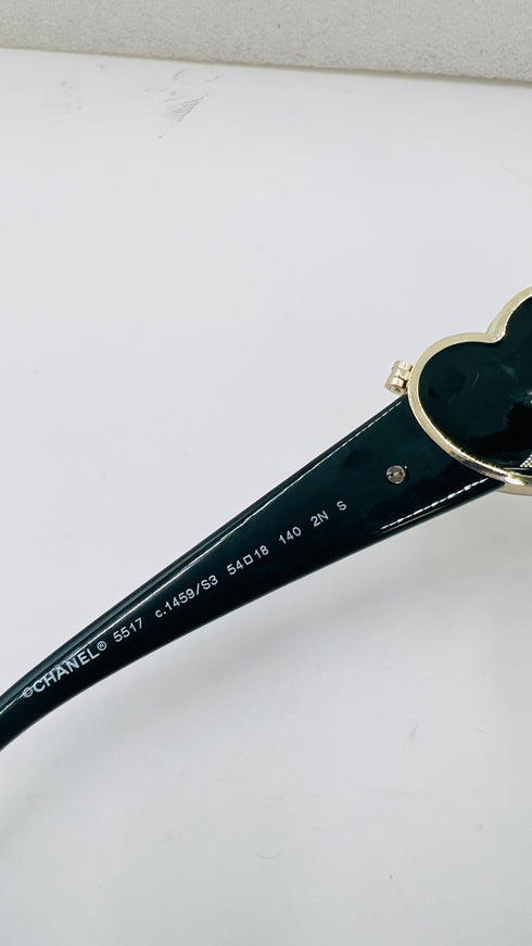 Occhiali quadrati da sole