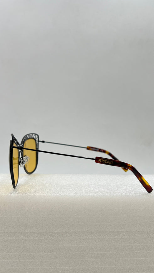 Occhiali da sole stile liberty