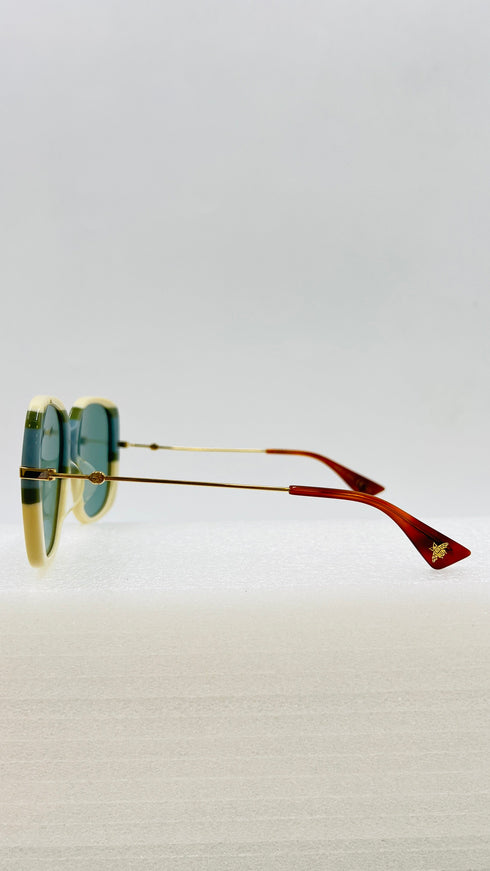 Occhiali da sole retrò
