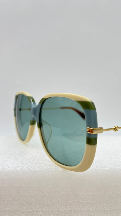 Occhiali da sole retrò