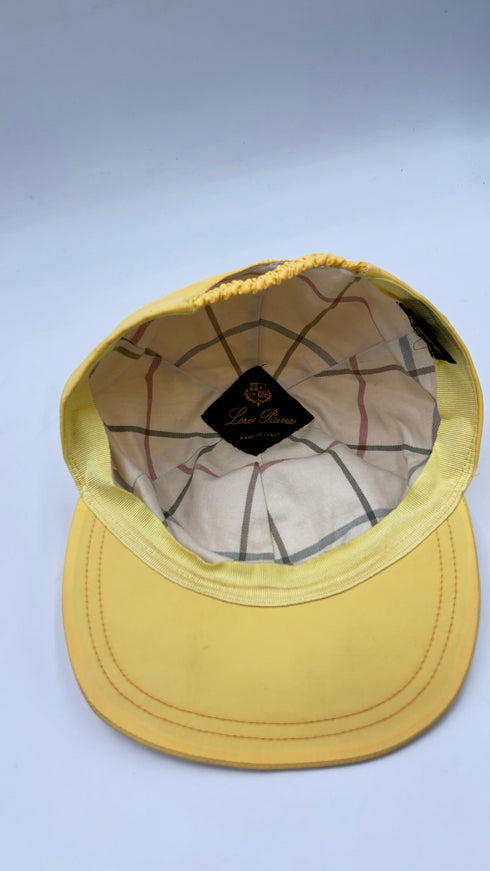 Berretto logato con visiera