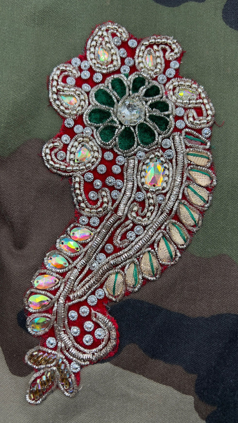 Giacca camouflage ricamata