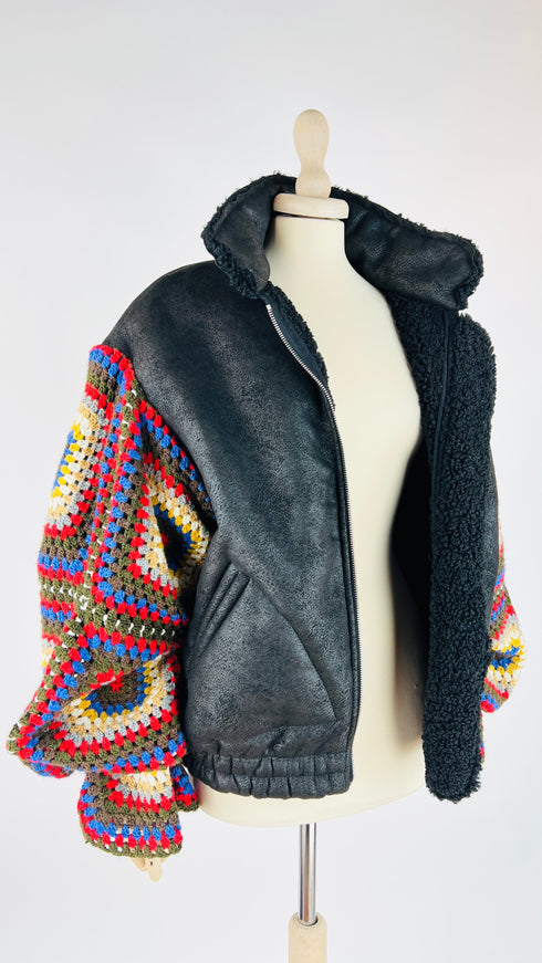 Montone maniche ad uncinetto