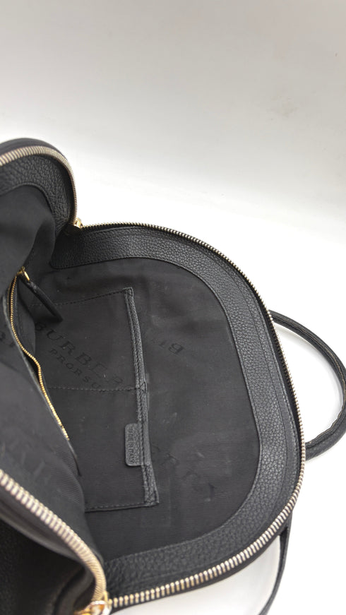 Borsa nera con tracolla