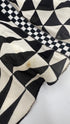 Top smanicato con scollo a V
