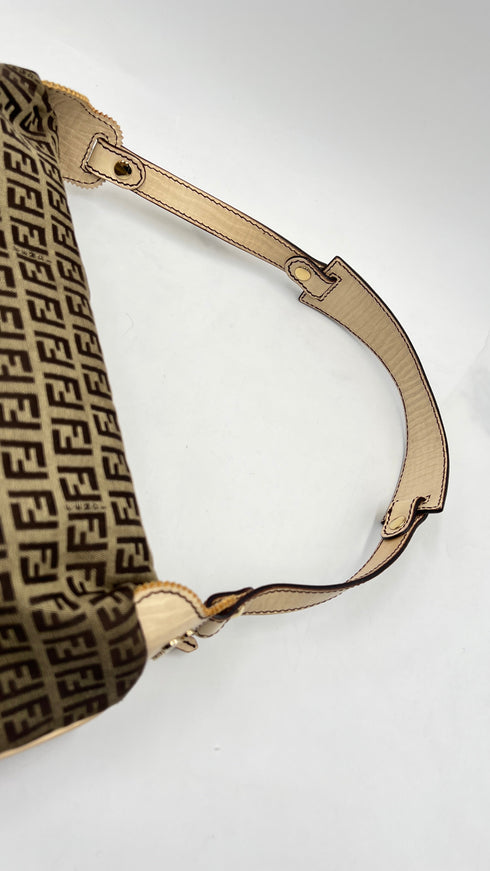 Borsa hobo monogram