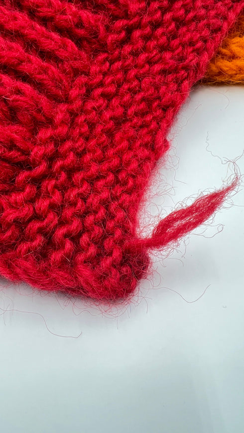 Sciarpa arcobaleno fatta a mano