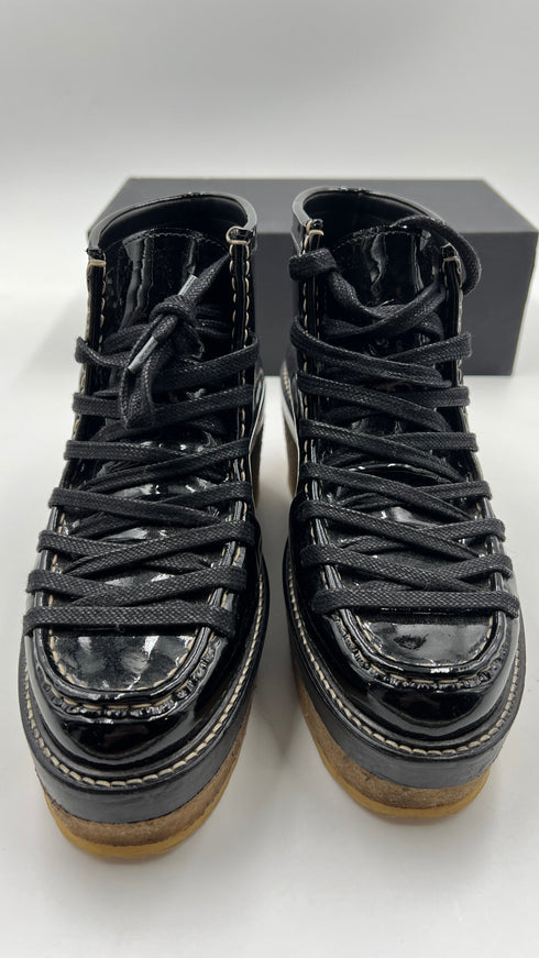 Stivaletto con zeppa N.39